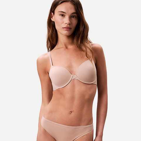 David Jones Women's Sale — Up to 40% off lingerie, bags, shoes & accessories